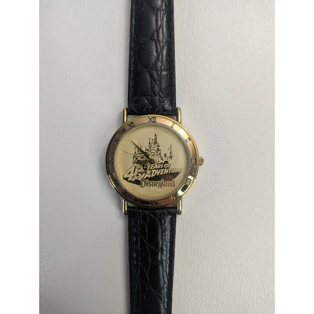 Disney Watch 40 Years of Adventure Disneyland Mens Gold Watch #1640/2000 Vintage